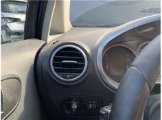 Recambio de rejilla entrada de aire para seat leon (1p1) 1.9 tdi referencia OEM IAM 1P081920347V  