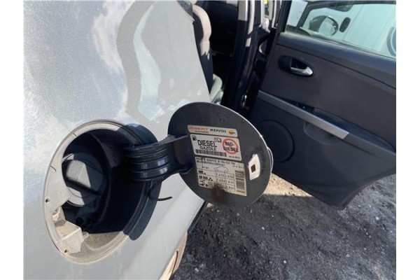 Recambio de tapa exterior combustible para seat leon (1p1) 1.9 tdi referencia OEM IAM 1P0809905GRU  