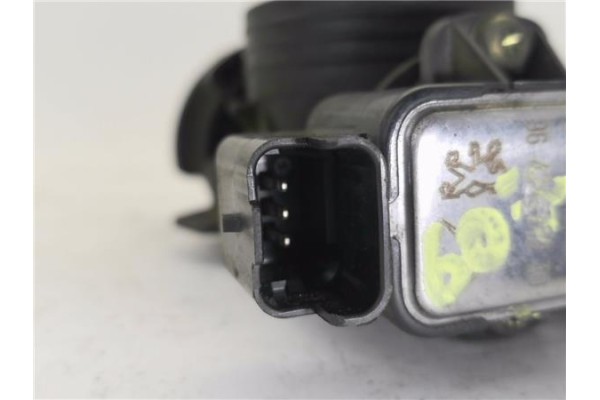 Recambio de caja mariposa aire para peugeot 306 (7b, n3, n5) 1.4 sl referencia OEM IAM 1635A0  