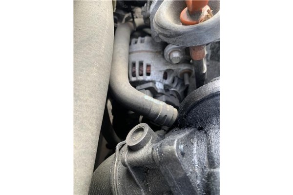Recambio de alternador para jeep compass (mk) 2.0 sport referencia OEM IAM 0124525128 05033757AB 
