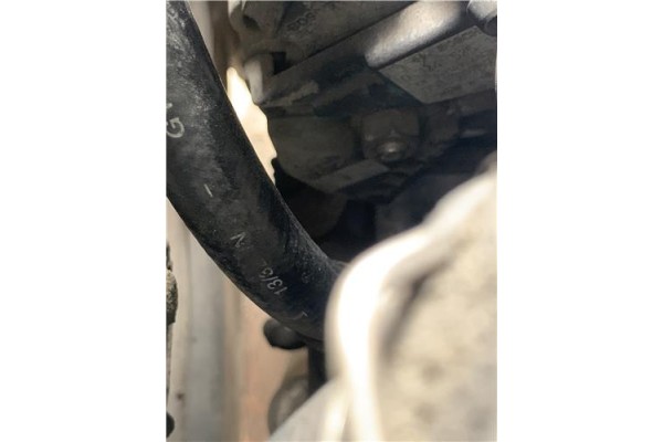 Recambio de alternador para jeep compass (mk) 2.0 sport referencia OEM IAM 0124525128 05033757AB 