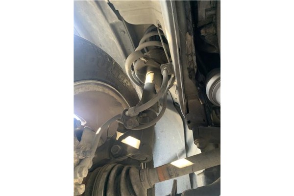 Recambio de amortiguador delantero derecho para jeep compass (mk) 2.0 sport referencia OEM IAM 5105174AF  