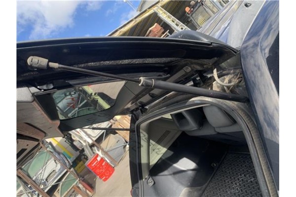 Recambio de amortiguador porton para jeep compass (mk) 2.0 sport referencia OEM IAM 27606C4C 31306A22 