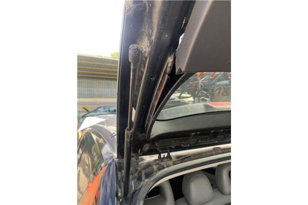 Recambio de amortiguador porton para jeep compass (mk) 2.0 sport referencia OEM IAM 27606C4C 31306A22 