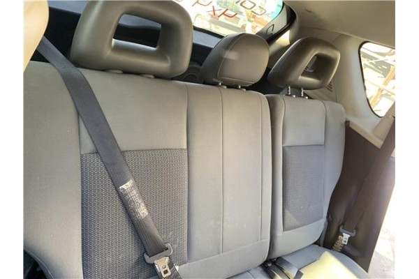 Recambio de asientos traseros para jeep compass (mk) 2.0 sport referencia OEM IAM 68024678AA  