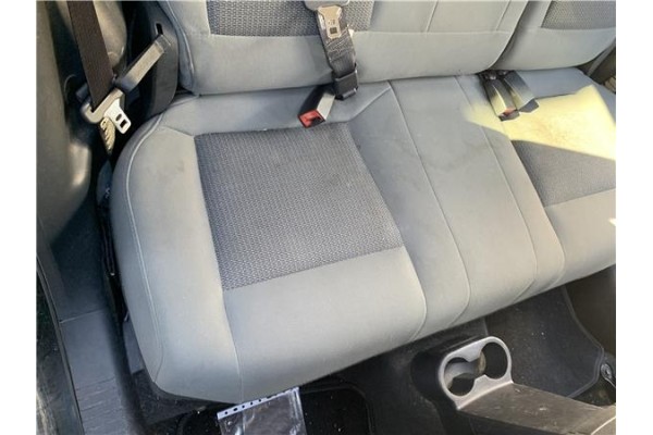 Recambio de asientos traseros para jeep compass (mk) 2.0 sport referencia OEM IAM 68024678AA  