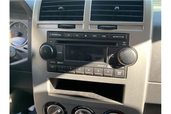 Recambio de autoradio para jeep compass (mk) 2.0 sport referencia OEM IAM 5091509AG  