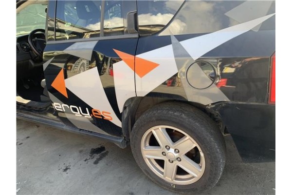 Recambio de bomba combustible para jeep compass (mk) 2.0 sport referencia OEM IAM 68003358AA  