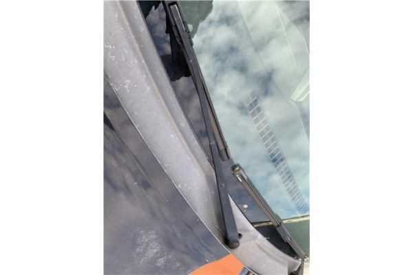 Recambio de brazo limpiaparabrisas delantero derecho para jeep compass (mk) 2.0 sport referencia OEM IAM 68002026AA  