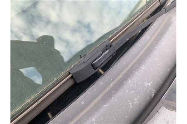Recambio de brazo limpiaparabrisas delantero derecho para jeep compass (mk) 2.0 sport referencia OEM IAM 68002026AA  