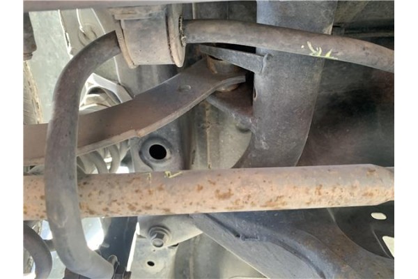 Recambio de brazo superior derecho suspension trasero para jeep compass (mk) 2.0 sport referencia OEM IAM 5105271AA  