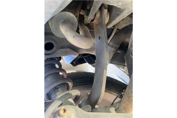 Recambio de brazo superior izquierdo suspension trasero para jeep compass (mk) 2.0 sport referencia OEM IAM 5105271AA  