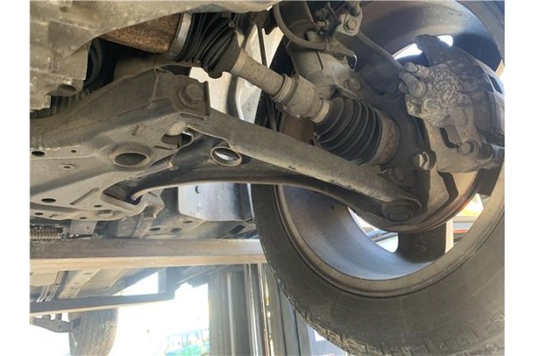 Recambio de brazo suspension delantero izquierdo para jeep compass (mk) 2.0 sport referencia OEM IAM 5105041AB  