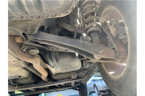 Recambio de brazo suspension trasero derecho para jeep compass (mk) 2.0 sport referencia OEM IAM 5272714AC  