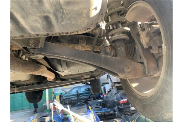 Recambio de brazo suspension trasero derecho para jeep compass (mk) 2.0 sport referencia OEM IAM 5272714AC  