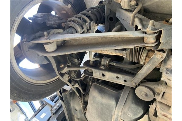 Recambio de brazo suspension trasero izquierdo para jeep compass (mk) 2.0 sport referencia OEM IAM 5272715AC  