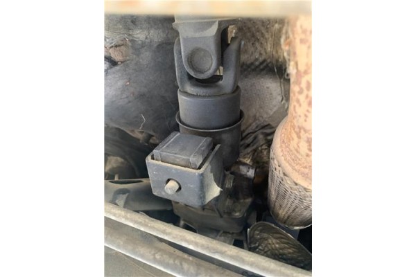 Recambio de cardan trasero para jeep compass (mk) 2.0 sport referencia OEM IAM P05273310A TGJ207650316 