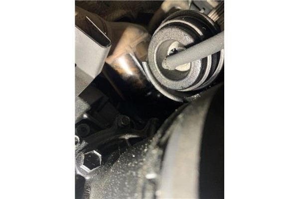 Recambio de catalizador para jeep compass (mk) 2.0 sport referencia OEM IAM 5105452AB  