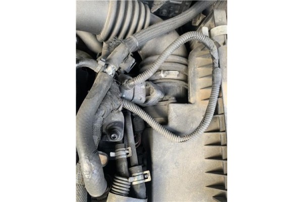 Recambio de caudalimetro para jeep compass (mk) 2.0 sport referencia OEM IAM 0281002779 05033320AA 