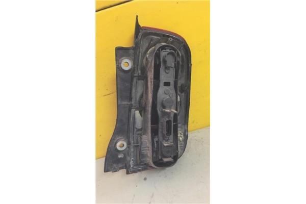Recambio de piloto trasero izquierdo para nissan micra (k12e) 1.2 16v referencia OEM IAM B6555AX720  