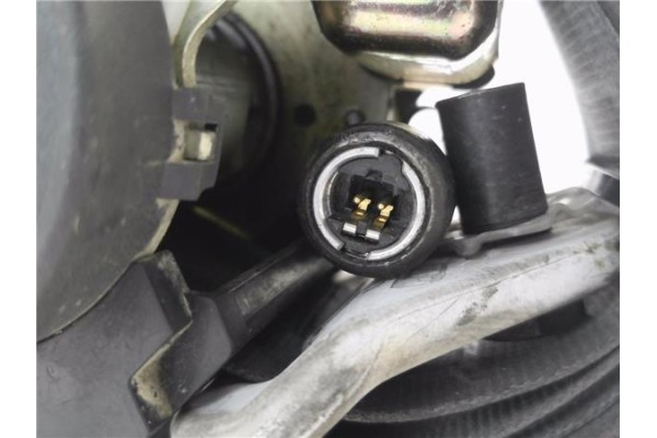 Recambio de cinturon seguridad delantero derecho para citroen jumpy 1.6 hdi 90 referencia OEM IAM 8975C8  