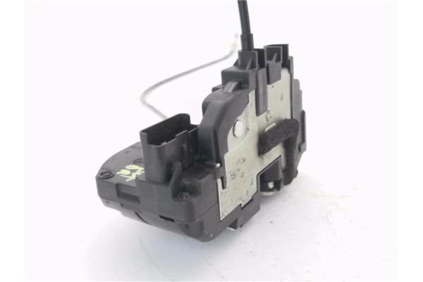 Recambio de cierre electromagnetico delantero derecho para nissan qashqai (j10) 1.5 360 referencia OEM IAM 80500EY11D 80500EY12D