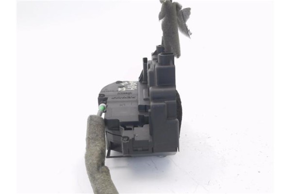 Recambio de cierre electromagnetico trasero izquierdo para nissan qashqai (j10) 1.5 360 referencia OEM IAM 82501JD900 82501JD90B