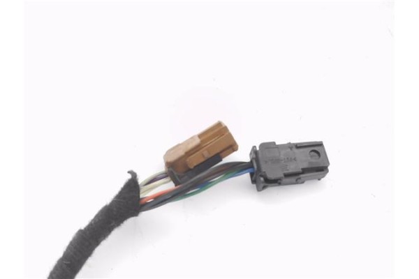 Recambio de retrovisor electrico izquierdo para peugeot 207 1.6 premium referencia OEM IAM E9014342  