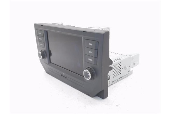 Recambio de autoradio para seat ibiza (kj1) 1.0 style referencia OEM IAM 6F0035871B  