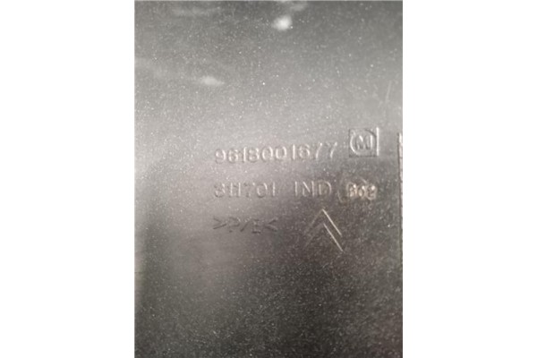 Recambio de paragolpes trasero para citroen saxo 1.6 vts 16v referencia OEM IAM 9618001677  