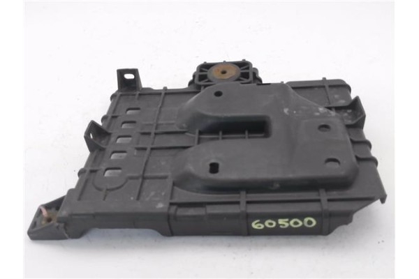 Recambio de soporte bateria para kia ceed sportswagon (ed) 2.0 emotion referencia OEM IAM 371502H000  
