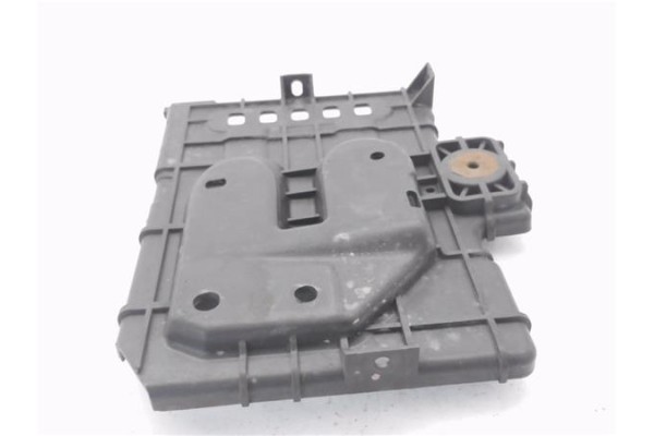 Recambio de soporte bateria para kia ceed sportswagon (ed) 2.0 emotion referencia OEM IAM 371502H000  