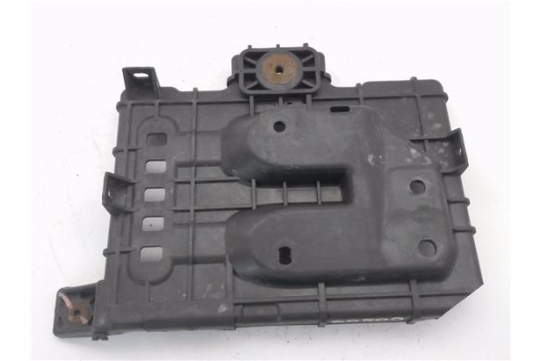 Recambio de soporte bateria para kia ceed sportswagon (ed) 2.0 emotion referencia OEM IAM 371502H000  