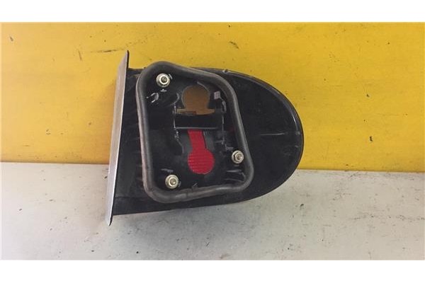Recambio de piloto trasero izquierdo para renault megane i classic (la0) 1.4e rn referencia OEM IAM 7700838530  