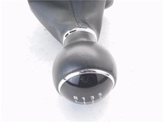Recambio de pomo palanca cambio para seat ibiza (kj1) 1.0 style referencia OEM IAM 6F0711113M  