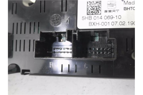 Recambio de mandos climatizador para seat ibiza (kj1) 1.0 style referencia OEM IAM 6F0907044B 5HB01406910 