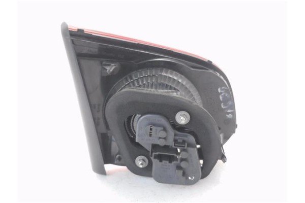 Recambio de piloto porton trasero derecho para volkswagen golf vi (5k1) 1.6 advance referencia OEM IAM 5K0945094AA  