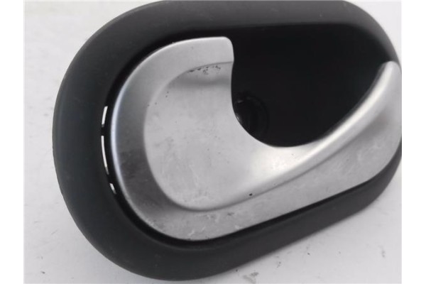 Recambio de manilla int. puerta delantero izquierda para renault modus i 1.5 dci (fp0f, jp0f) referencia OEM IAM 82473GH 310579 