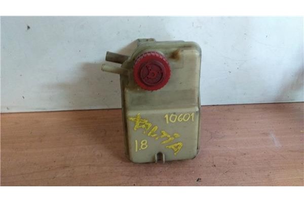 Recambio de deposito liquido direccion asistida para citroen xantia berlina 1.8i sx / 1.8 sx referencia OEM IAM 9605687880 95656
