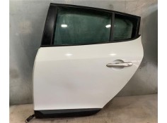 Recambio de puerta trasero izquierda para renault megane iii berlina 5p 1.5 expression referencia OEM IAM 821003885R  