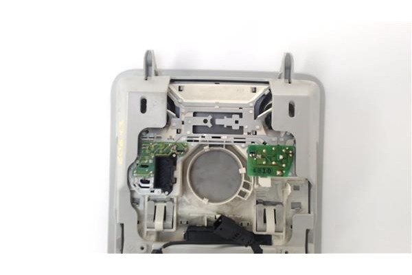 Recambio de luz delantero central techo para volkswagen golf vi (5k1) 1.6 advance referencia OEM IAM 1K0867489E  