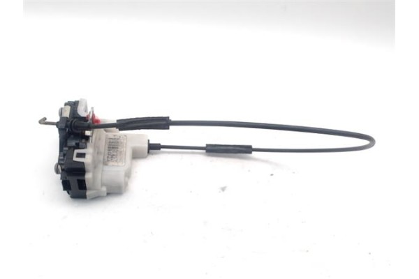 Recambio de cerradura puerta delantero derecha para fiat 500 1.3 d multijet referencia OEM IAM   