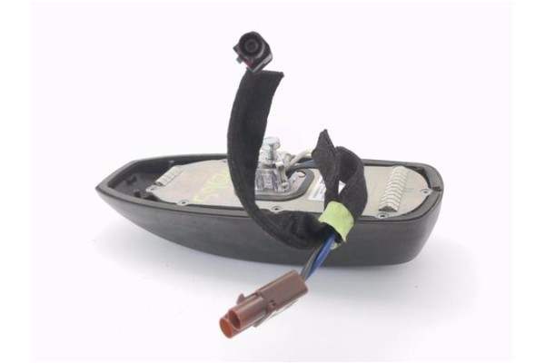 Recambio de antena electrica para opel astra k berlina 5p 1.6 dynamic referencia OEM IAM 13476637 7410300000000K 