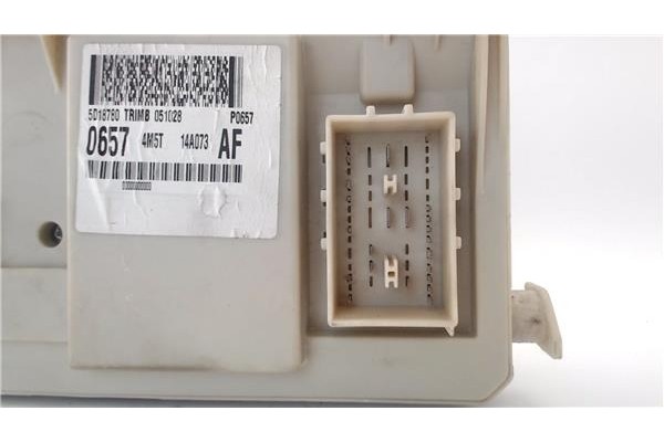 Recambio de caja fusibles/rele para ford focus ii (da_) 1.6 tdci referencia OEM IAM 4M5T14A073AF  