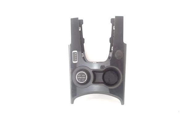 Recambio de embellecedor consola central para peugeot 3008 2.0 style referencia OEM IAM 9815720077  
