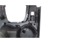 Recambio de embellecedor consola central para peugeot 3008 2.0 style referencia OEM IAM 9815720077  