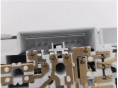 Recambio de luz trasero central techo para opel astra k berlina 5p 1.6 dynamic referencia OEM IAM 167352  