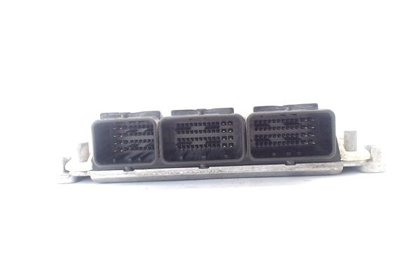 Recambio de centralita para renault master ii furgón (fd) 2.2 dci 90 referencia OEM IAM 0281010320  