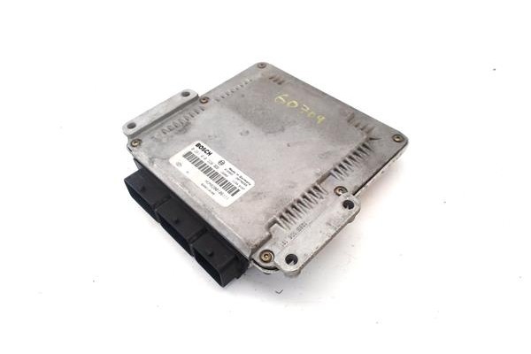 Recambio de centralita para renault master ii furgón (fd) 2.2 dci 90 referencia OEM IAM 0281010320  