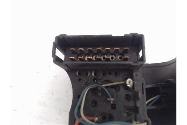 Recambio de mando intermitencia para renault megane ii berlina 5p referencia OEM IAM   